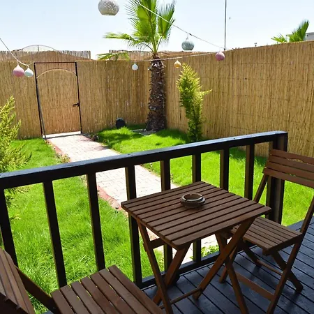 فندق Sare Bungalow *