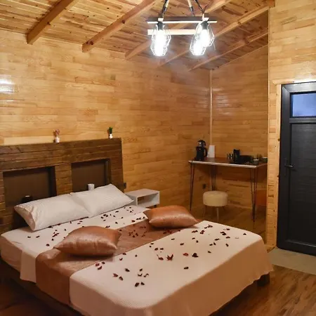 فندق Sare Bungalow *